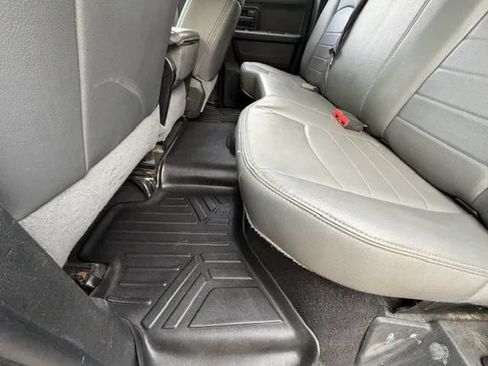 Used 2019 RAM 1500 Express AWD/4WD image 15