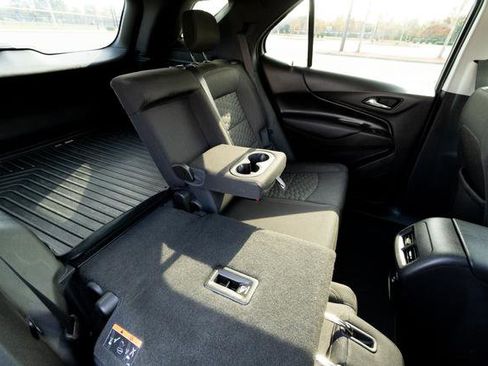 Used 2019 Chevrolet Equinox LT image 31