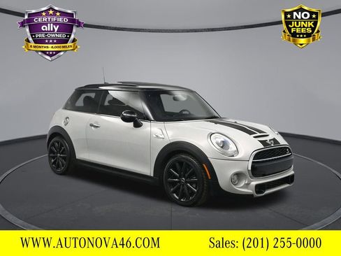 Used 2018 MINI Cooper S image 8