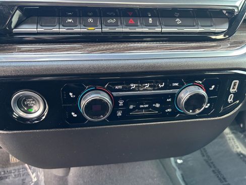 Used 2024 Chevrolet Silverado 1500 LT w/ Z71 Off-Road Package image 27