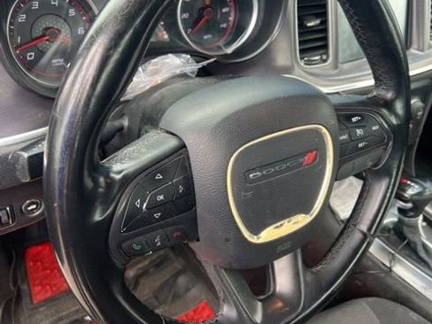 Used 2017 Dodge Charger SE image 13
