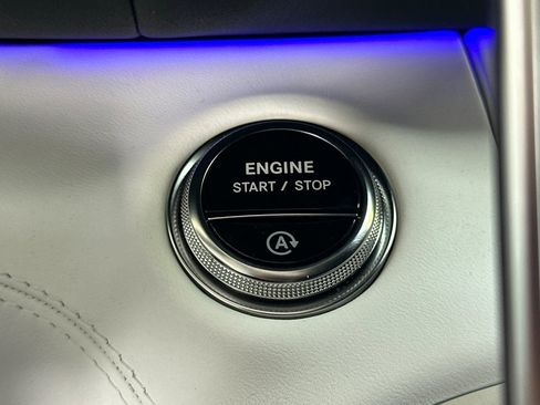 Used 2026 Mercedes-Benz Maybach SL 680 image 31