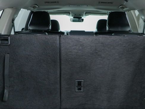 Used 2023 Toyota Highlander XLE FWD image 31