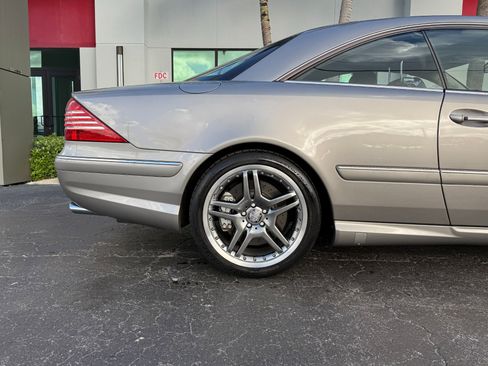 Used 2005 Mercedes-Benz CL 65 AMG image 20