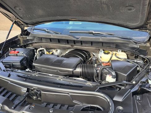 Used 2022 Chevrolet Tahoe LT w/ Luxury Package image 34