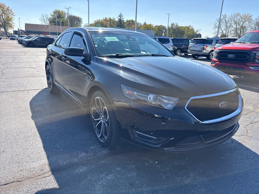 Used 2016 Ford Taurus SHO w/ Equipment Group 401A AWD/4WD image 4