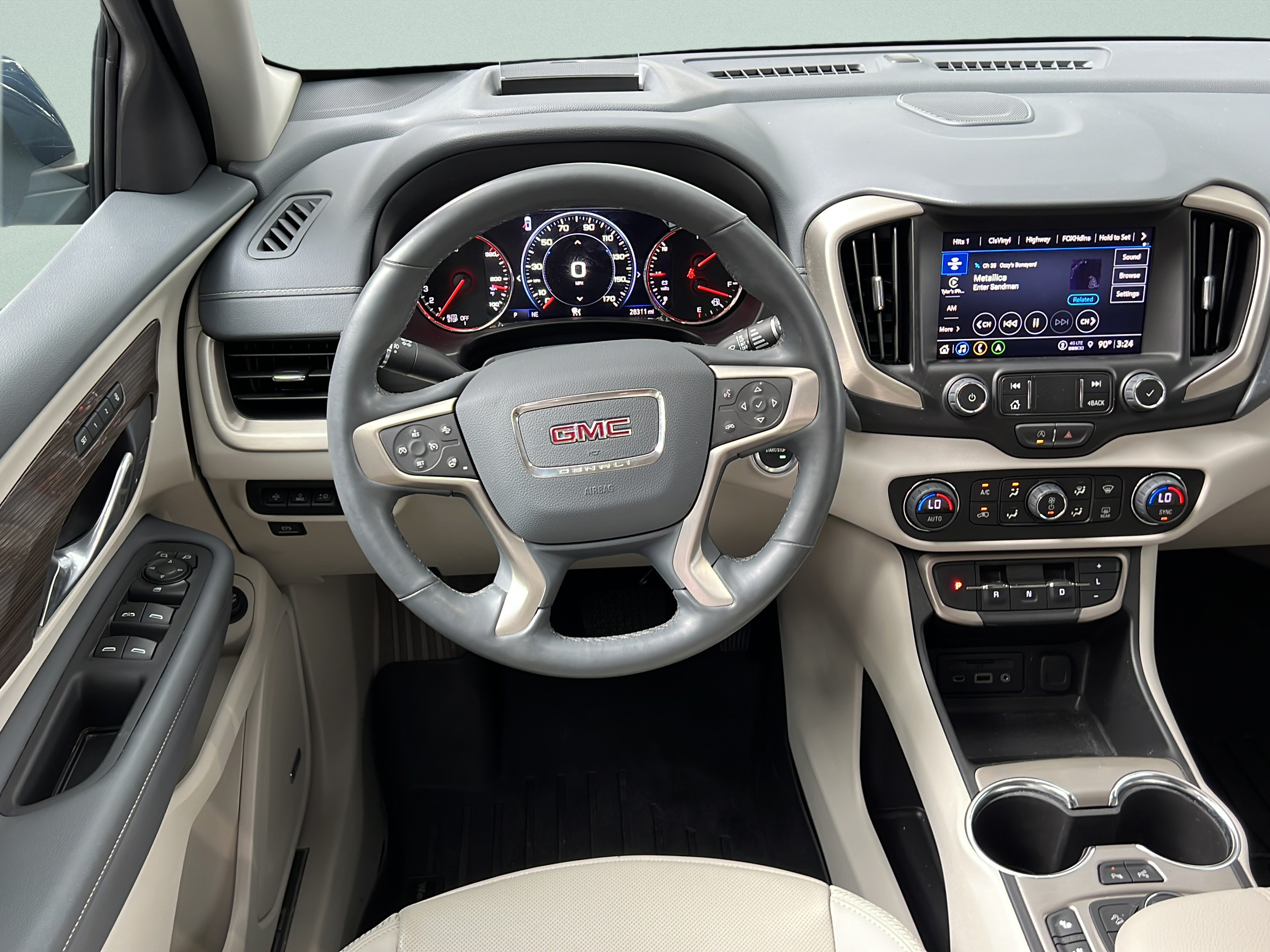 Used 2024 GMC Terrain Denali w/ Denali Premium Package AWD/4WD image 12
