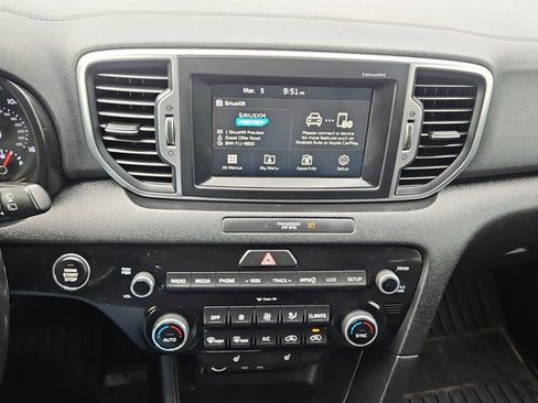 Used 2018 Kia Sportage EX image 14