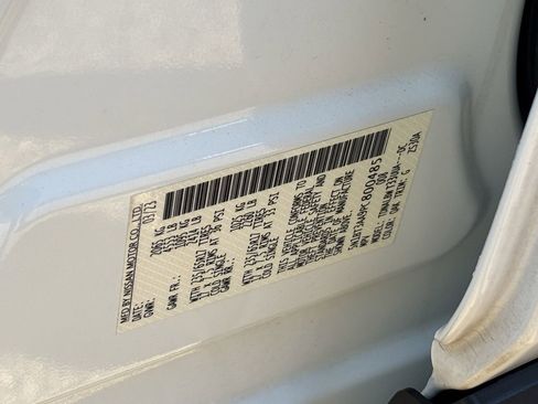 Certified 2023 Nissan Rogue S image 9