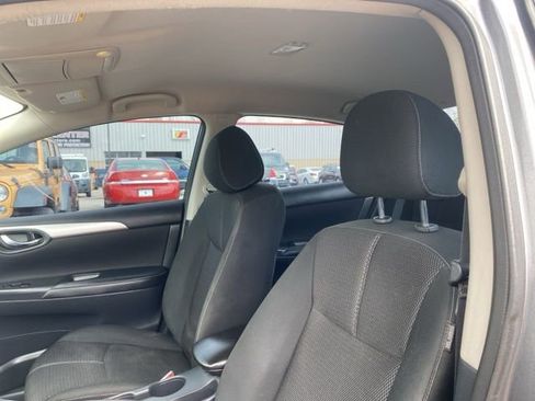 Used 2018 Nissan Sentra S w/ S Midnight Style Package FWD image 11
