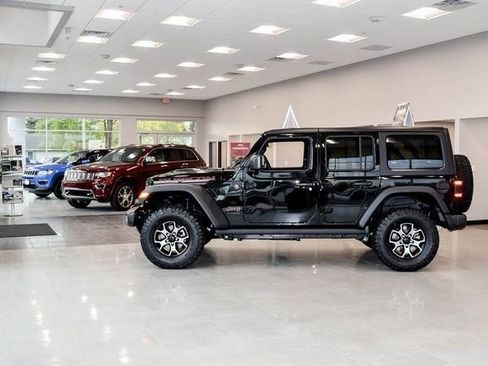 Used 2024 Ford Bronco Sport Outer Banks w/ Tech Package image 35