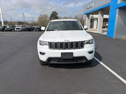 Used 2021 Jeep Grand Cherokee Laredo