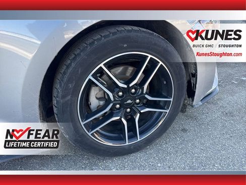 Used 2023 Ford Mustang Convertible image 16