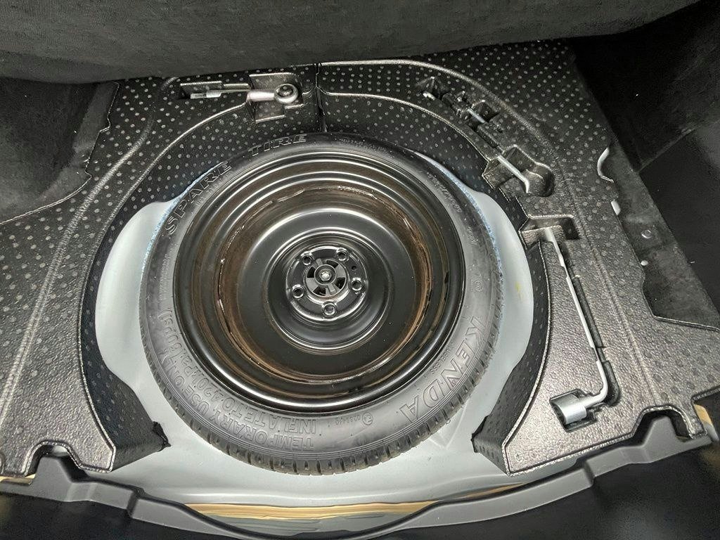 Used 2024 MAZDA MAZDA3 s FWD image 29