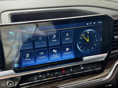 Used 2024 Chevrolet Silverado 1500 LT image 17