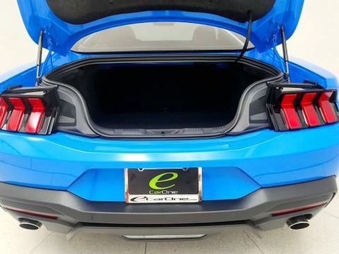 Used 2024 Ford Mustang GT Premium RWD image 27
