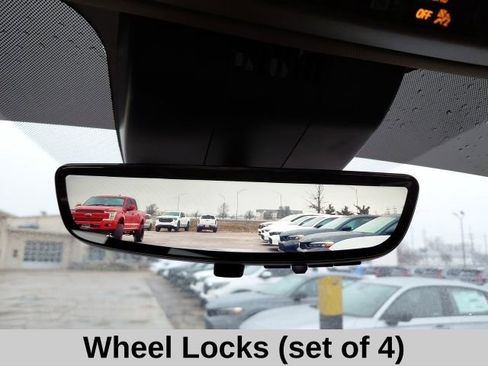 Used 2025 GMC Yukon XL Denali w/ Denali Reserve Package image 21