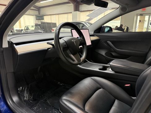 Used 2018 Tesla Model 3 AWD/4WD image 19