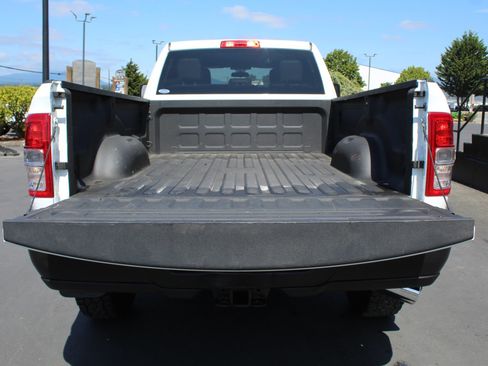 Used 2024 RAM 2500 Tradesman AWD/4WD image 25