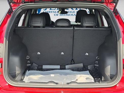 New 2026 Jeep Compass Latitude image 15