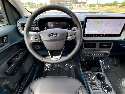 Used 2025 Ford Maverick Lariat w/ Black Appearance Package AWD/4WD image 5