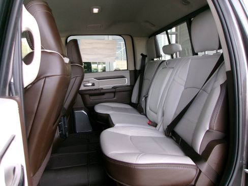 New 2025 RAM 2500 Laramie image 18