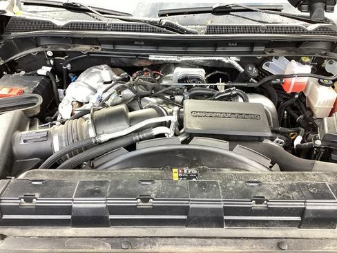 Used 2024 GMC Sierra 3500 Denali Ultimate AWD/4WD image 34