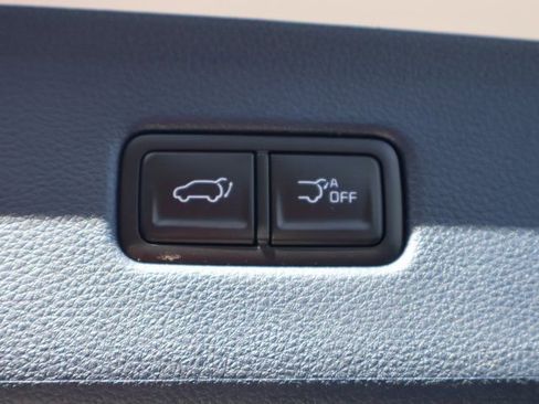 New 2026 Kia Carnival EX FWD image 17