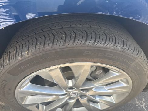 Used 2023 Buick Envision Avenir FWD image 12