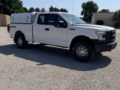 Used 2016 Ford F150 XL w/ XL Power Equipment Group AWD/4WD image 2