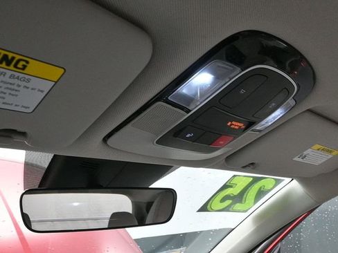 Used 2025 Hyundai Tucson SEL image 16