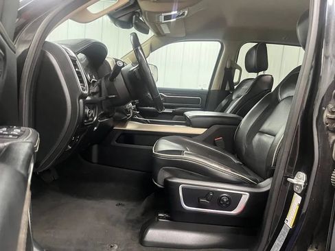 Used 2021 RAM 1500 Laramie AWD/4WD image 18