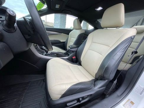Used 2017 Honda Accord EX-L image 12