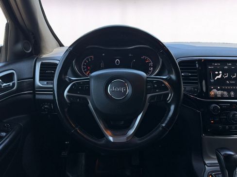 Used 2021 Jeep Grand Cherokee Limited AWD/4WD image 12