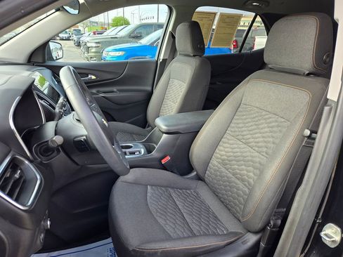 Used 2021 Chevrolet Equinox LT AWD/4WD image 17