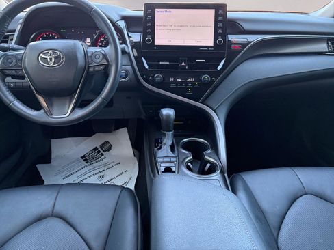 Used 2023 Toyota Camry XSE image 11