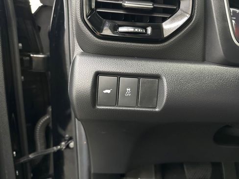 Certified 2025 Honda Pilot Touring image 35