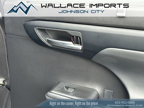 Used 2022 Toyota Highlander XSE FWD image 41