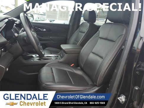 Used 2022 Chevrolet Traverse RS image 19