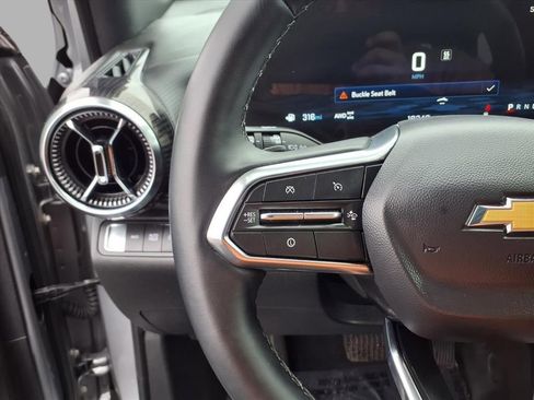 Used 2025 Chevrolet Equinox LT image 10