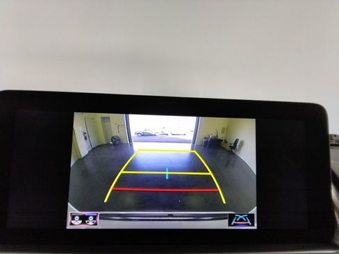 Used 2023 Lexus GX 460 Premium image 32