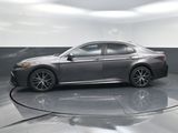 Used 2023 Toyota Camry SE image 5
