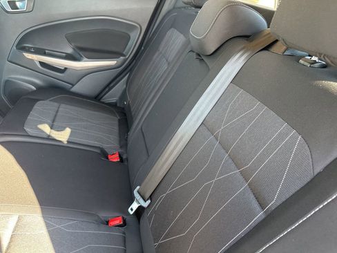 Used 2019 Ford EcoSport SE image 26