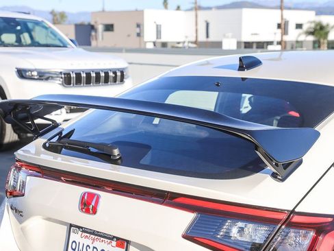 Used 2025 Honda Civic Type R image 15