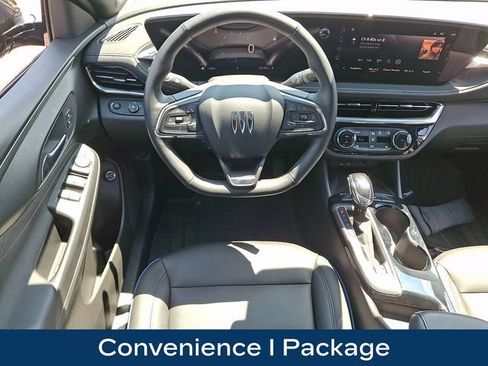 Used 2024 Buick Envista Sport Touring w/ Convenience I Package FWD image 3