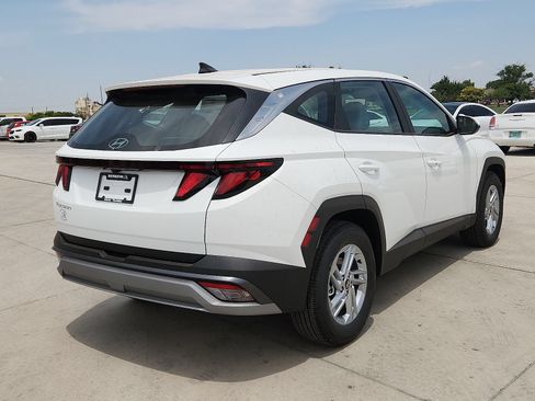 New 2026 Hyundai Tucson SE FWD image 4
