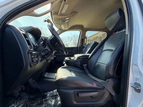 Used 2020 RAM 2500 Tradesman RWD image 10