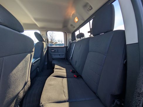 Used 2019 RAM 1500 Classic Warlock image 32