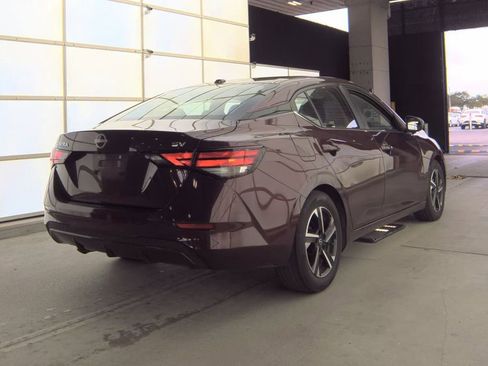 Used 2024 Nissan Sentra SV image 5
