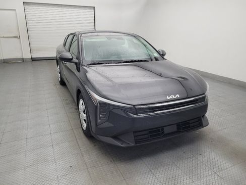 Used 2025 Kia K4 FWD image 14